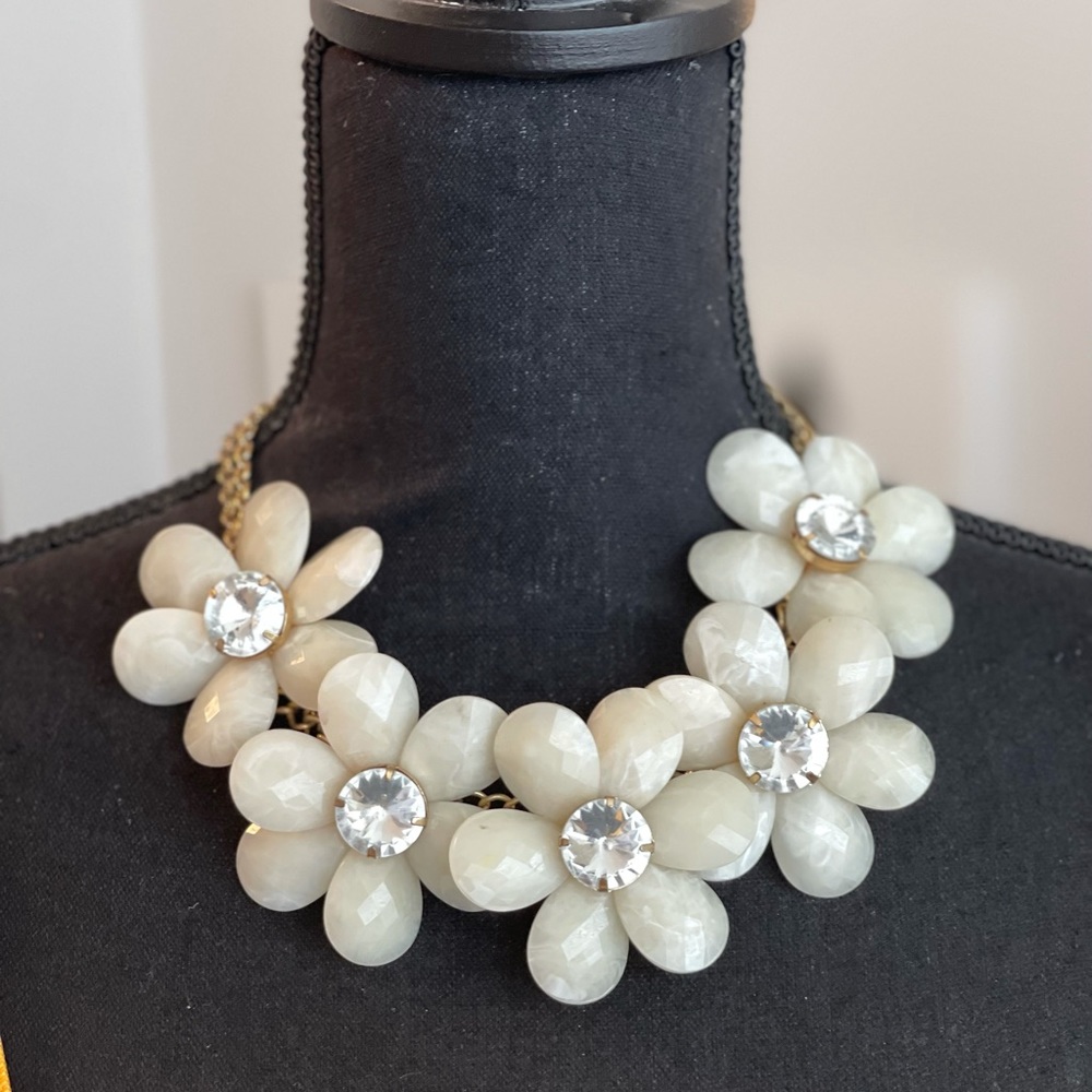 Ivory Floral Necklace